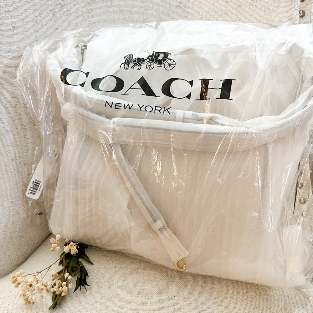 Coach Marlon Chalk White Hobo Bag NWT